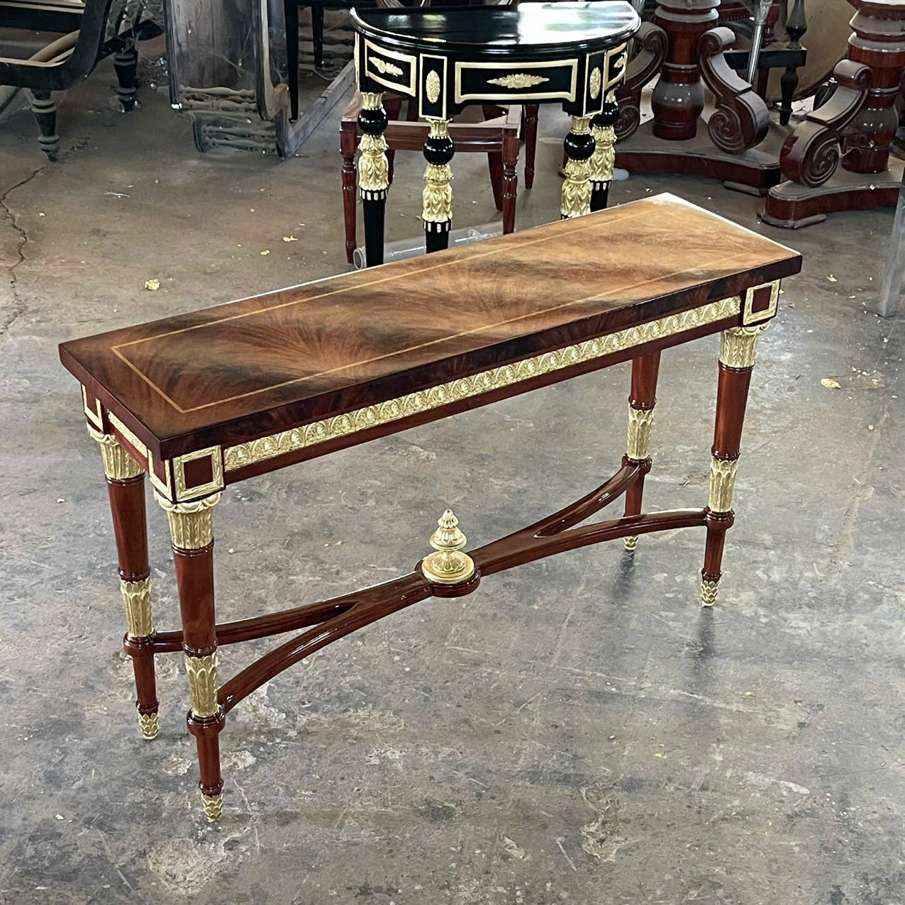 ban-console-co-dien-wellington-phong-cach-y-mariner